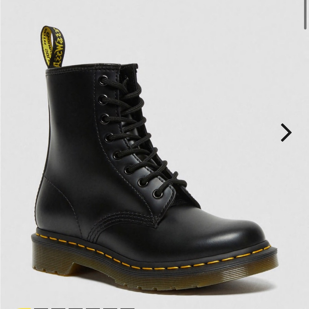 Black Dr.Marten’s women’s boots